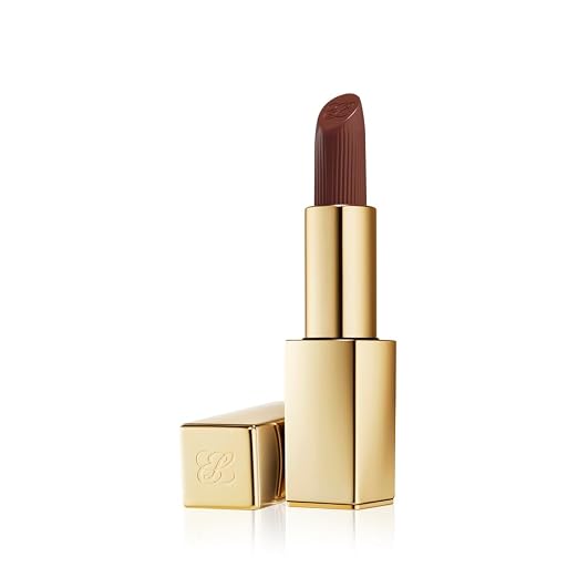 416 Strut - A chocolate brown with a neutral rich-brown undertone