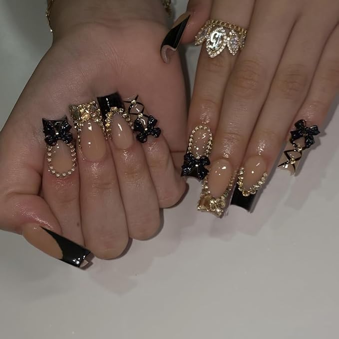 056 Black Golden