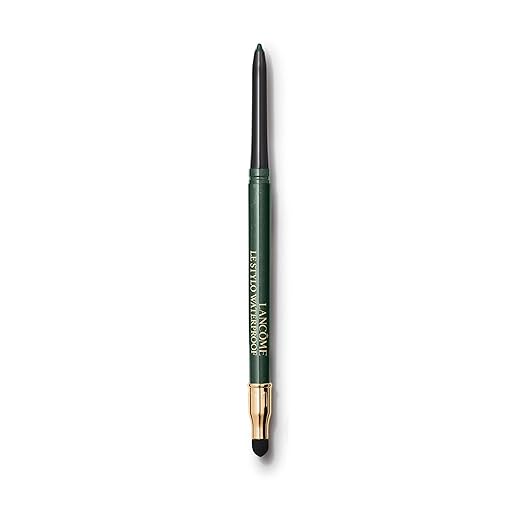 06 Ivy: metallic olive