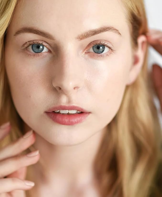 1. Latte | True Alabaster