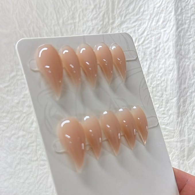 Nude Medium