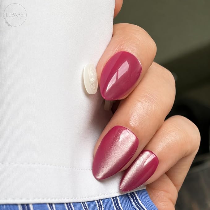 Elegant Cat Eye