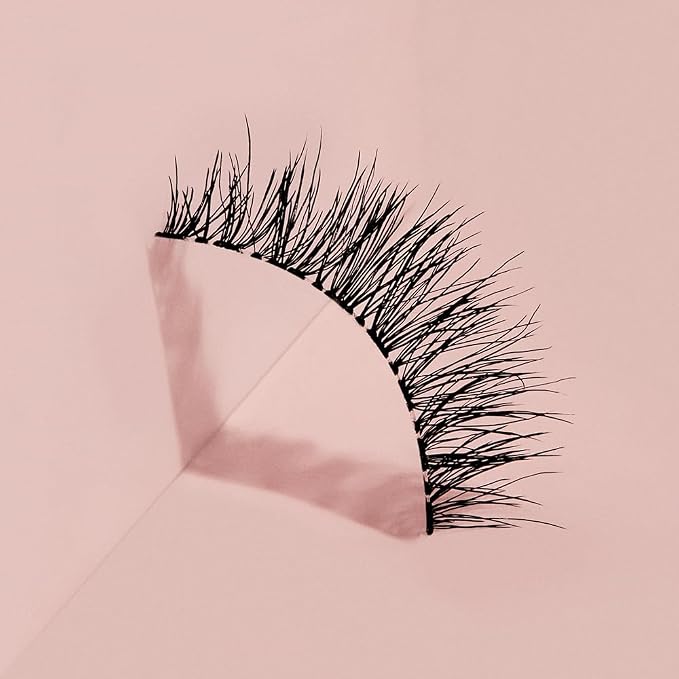 Naked Lashes 424
