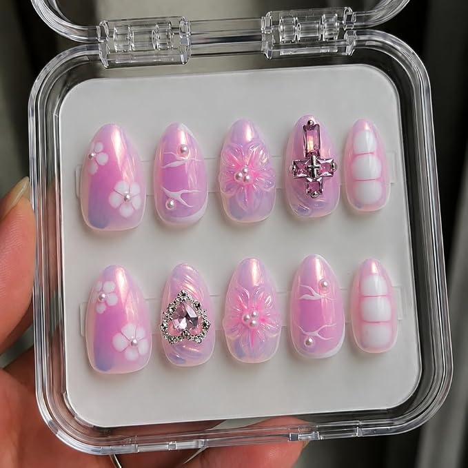 Heart Shaped Rhinestone