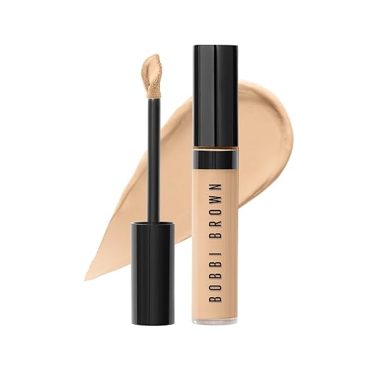 08 Cool Beige (Light beige with pink undertones; for light skin)