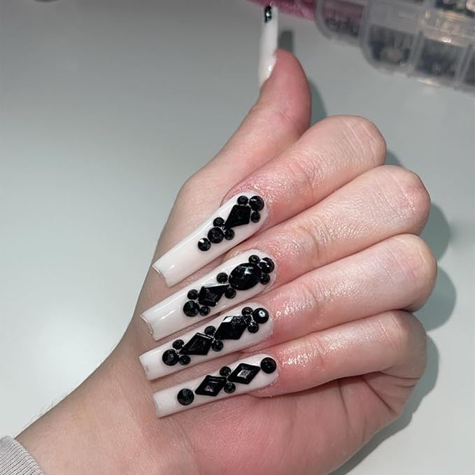 Black Nail Rhinestones