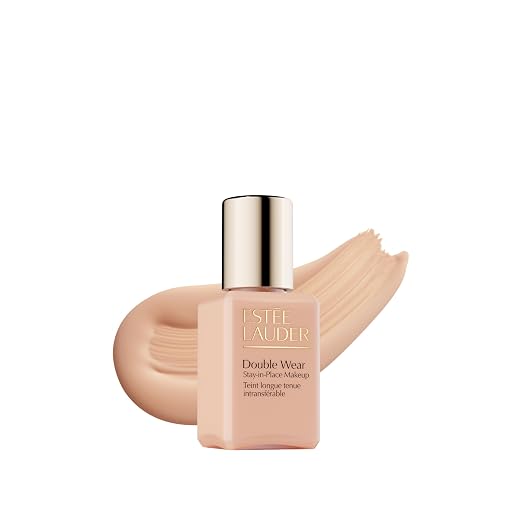 2C1 Pure Beige - Light-medium with cool pink-peach undertones