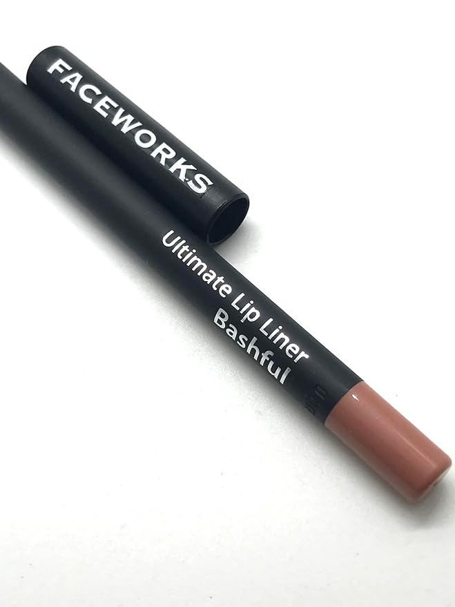 Bashful Lip Pencil liner
