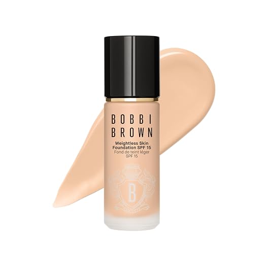 05 Warm Porcelain (Extra light beige with yellow undertones; for pale skin)
