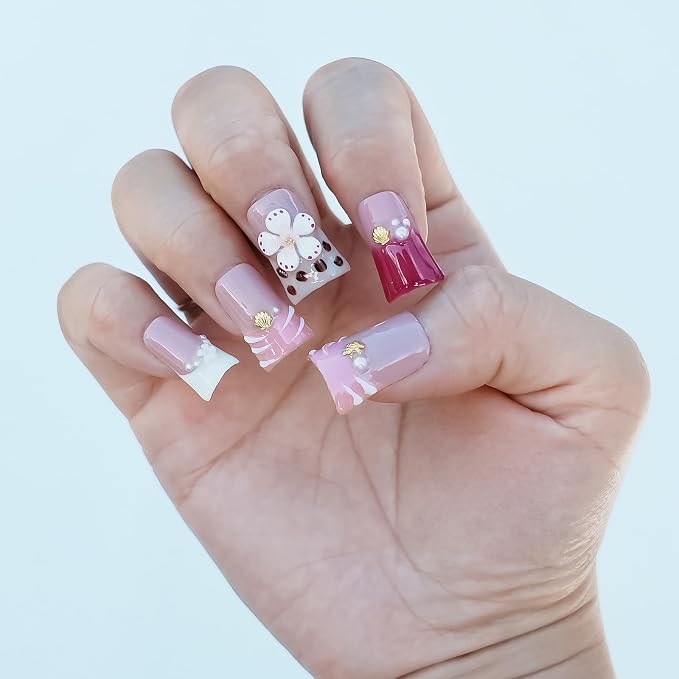 Blush White Gradient Daisy