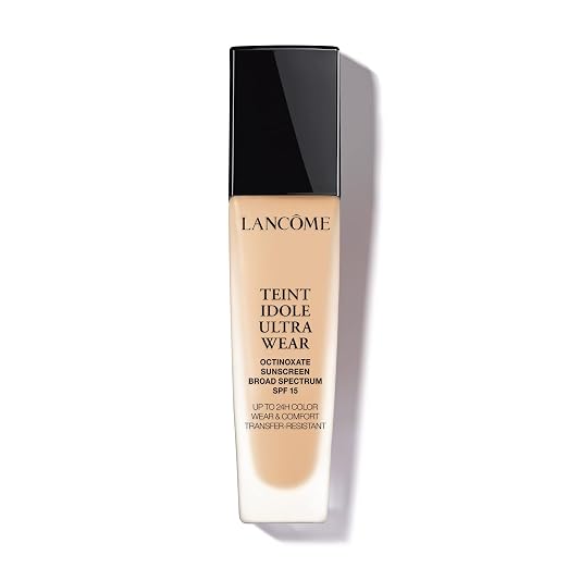 100 Ivoire N: fair skin with neutral undertones