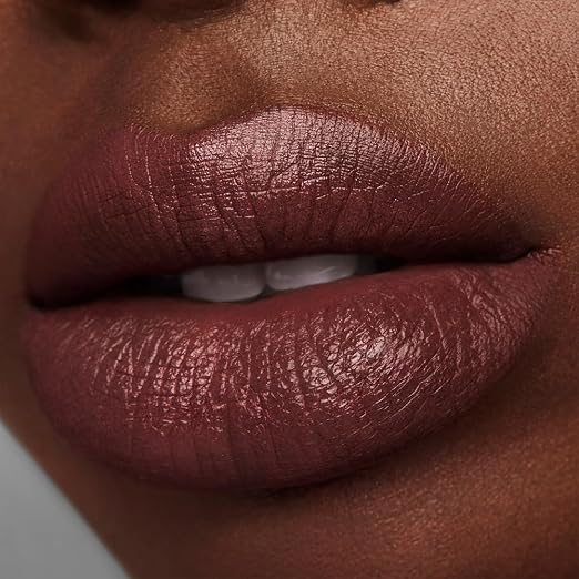 670 Bold Desires - A medium-deep mauve with a cool undertone