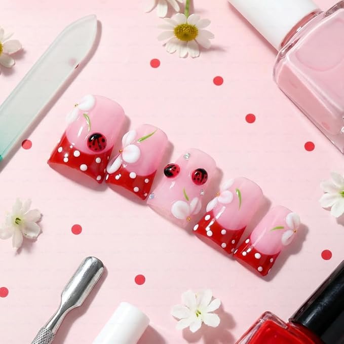 3D petals And Ladybugs