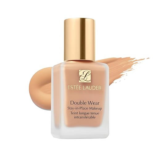 2C0 Cool Vanilla - Light-medium with cool pink undertones