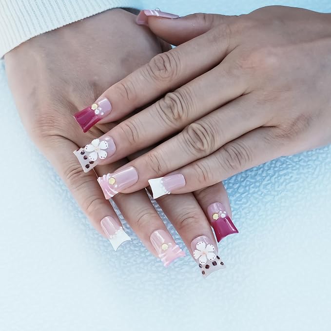 Blush White Gradient Daisy