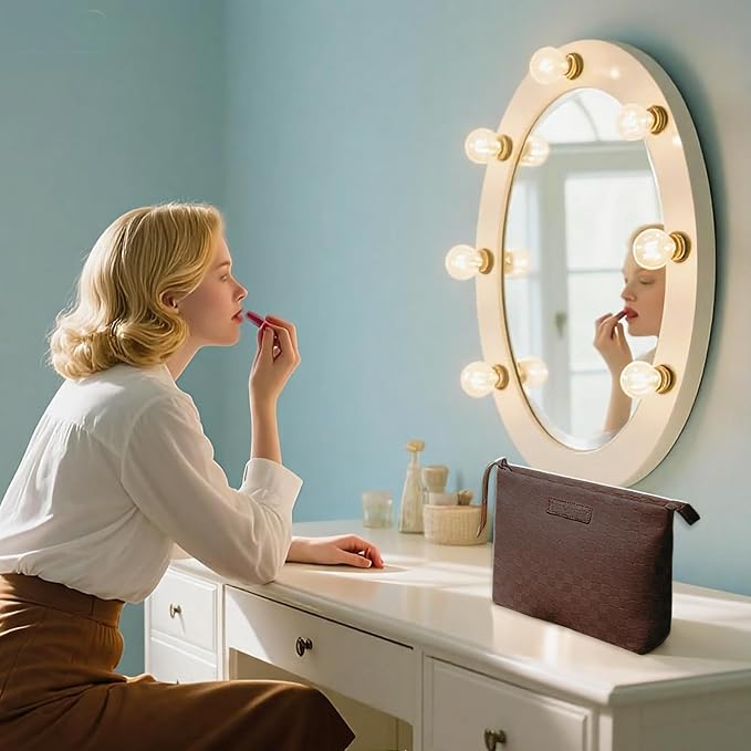 Cosmetic-2-Brown