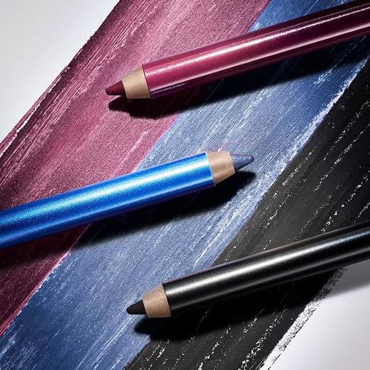 03 Cocoa - Warm brown with a matte finish