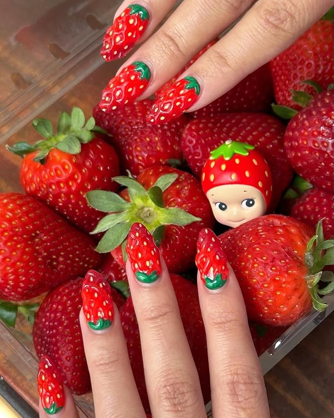 Strawberry Medium Almond