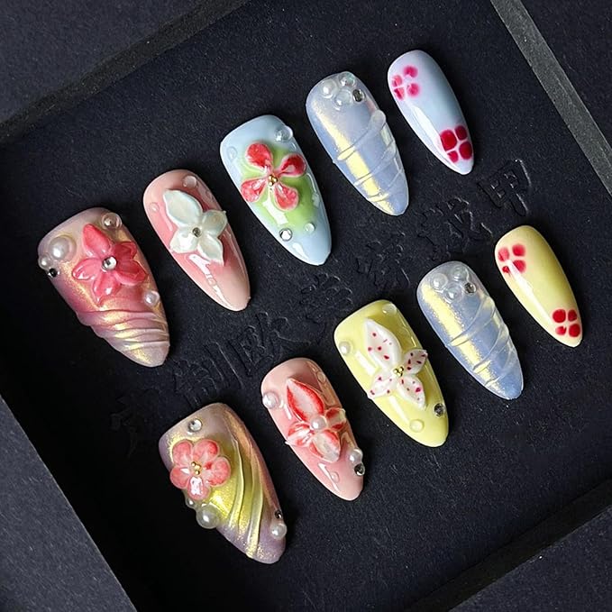 Handmade Almond Nails 39