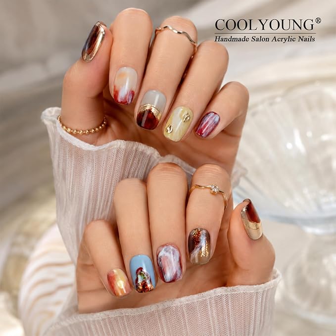 Press on nails brown