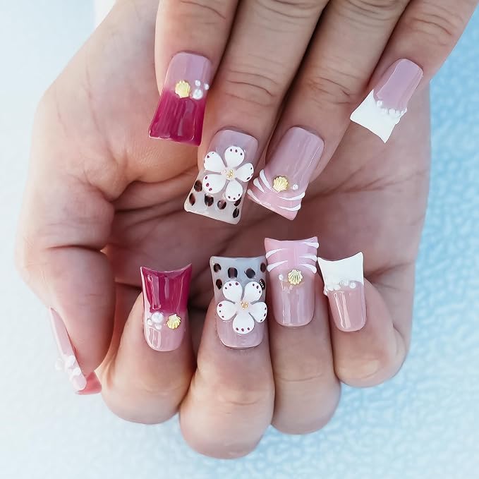 Blush White Gradient Daisy