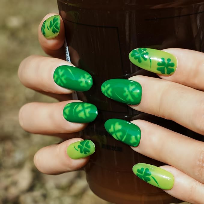Clover Glow Rush