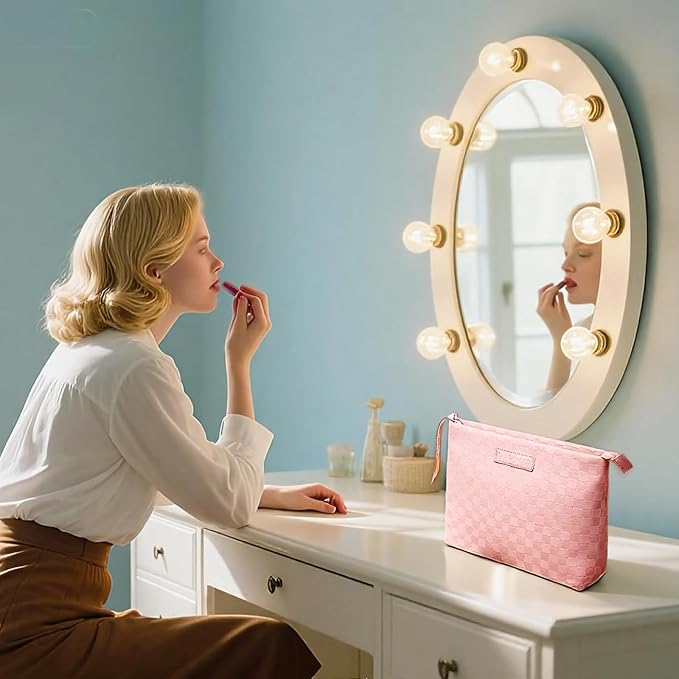 Cosmetic-2-Pink