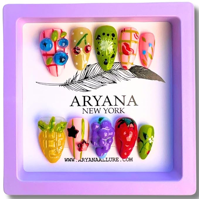 Les Fruits Collection