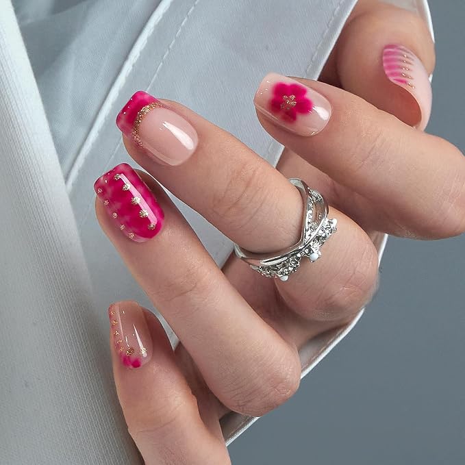 line art nails