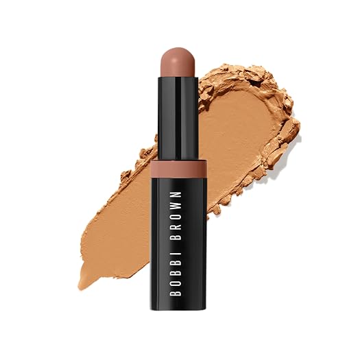 14 Almond (Medium brown with yellow undertones; for medium to dark skin)