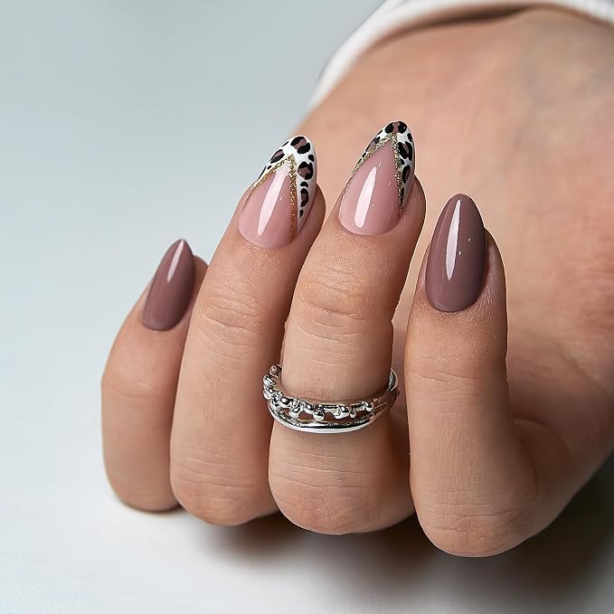 Glitter-Edged Leopard French Tips
