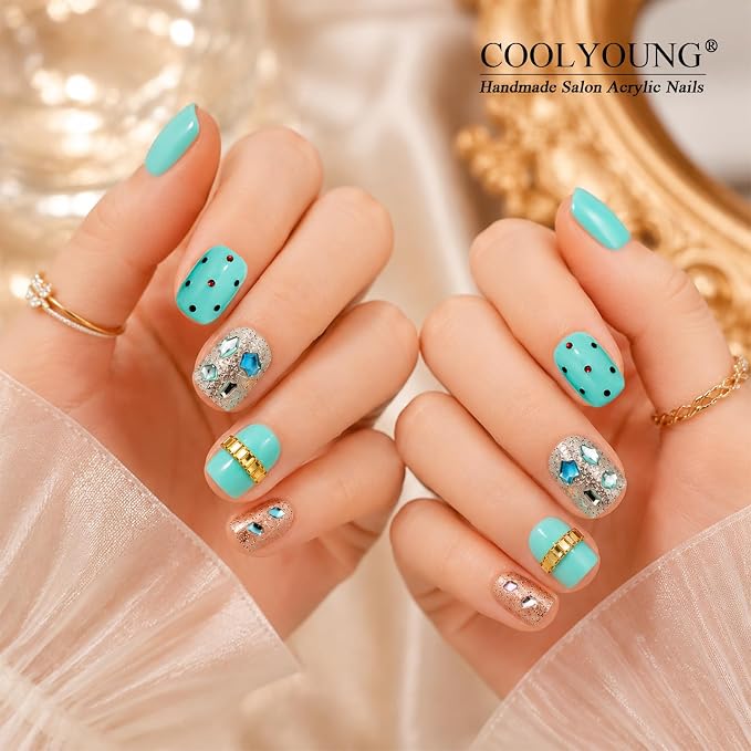 Blue nails