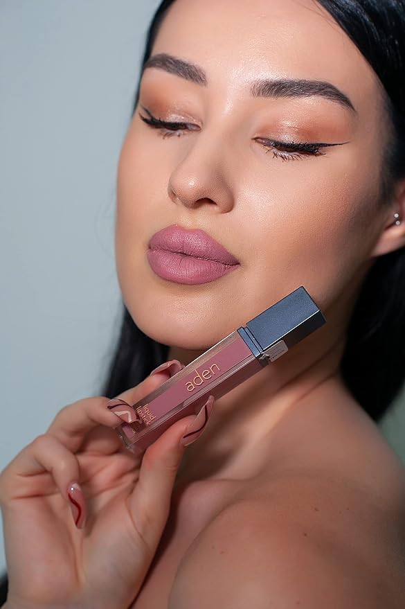 07 Nude Elegance