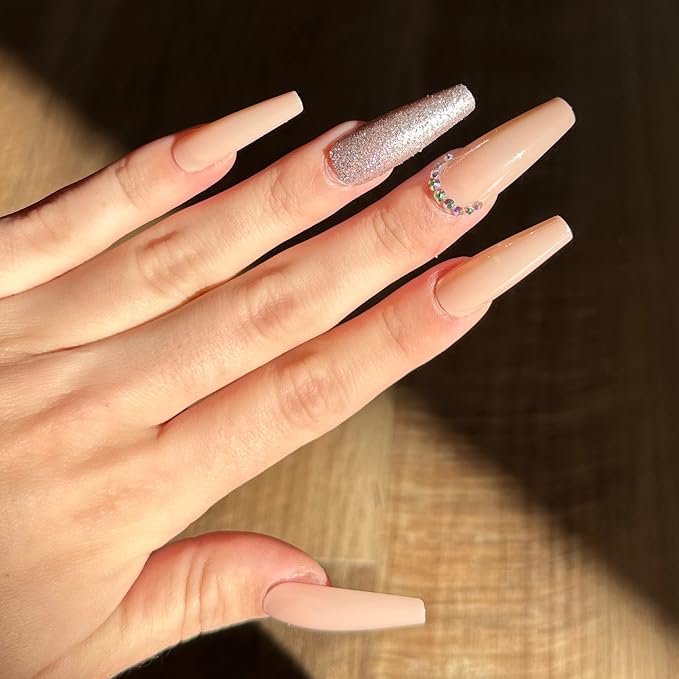 Nude Babe