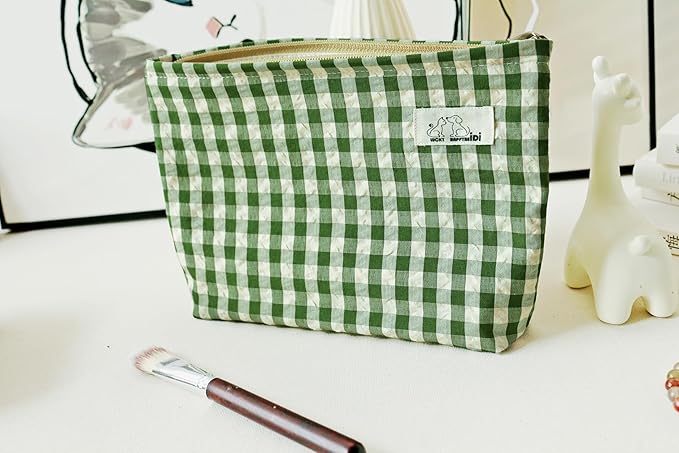 001 SX427 Green Gingham Canvas