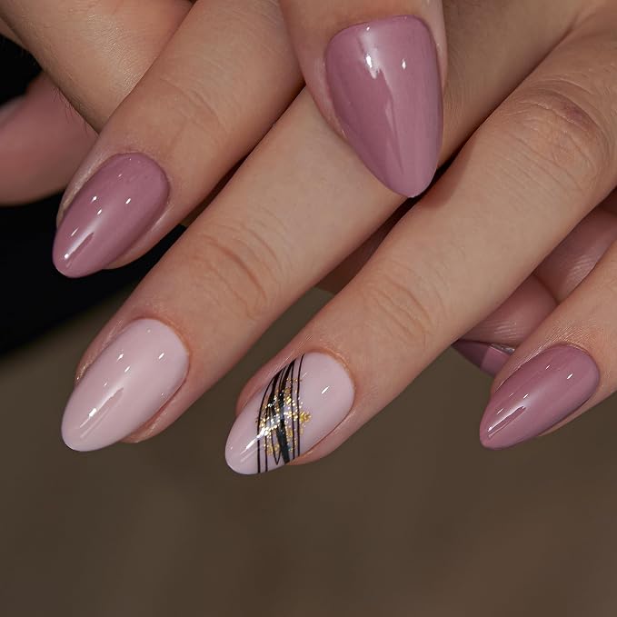 Minimal Line Almond
