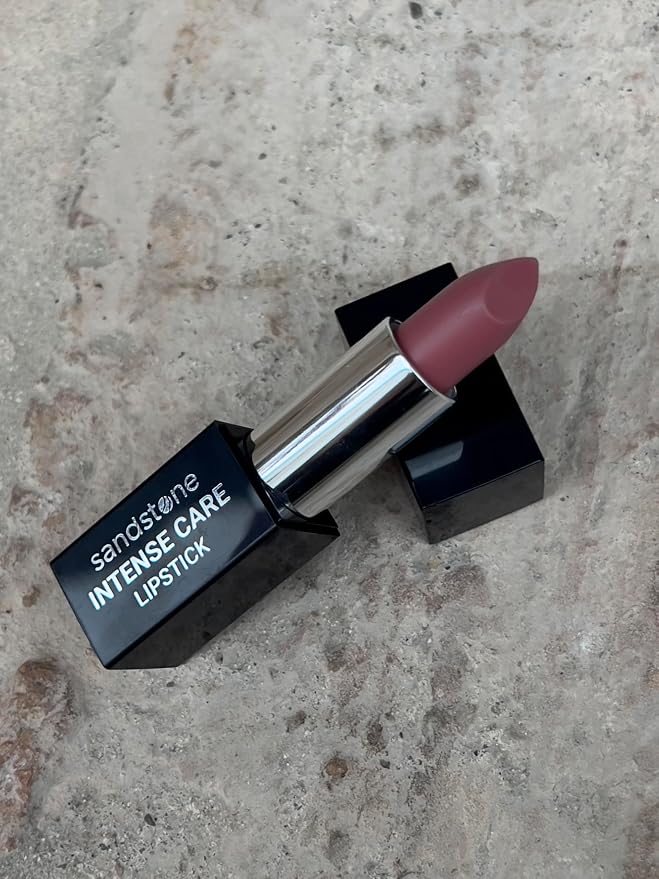 46 Naked Lips