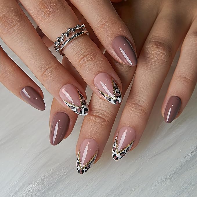 Glitter-Edged Leopard French Tips