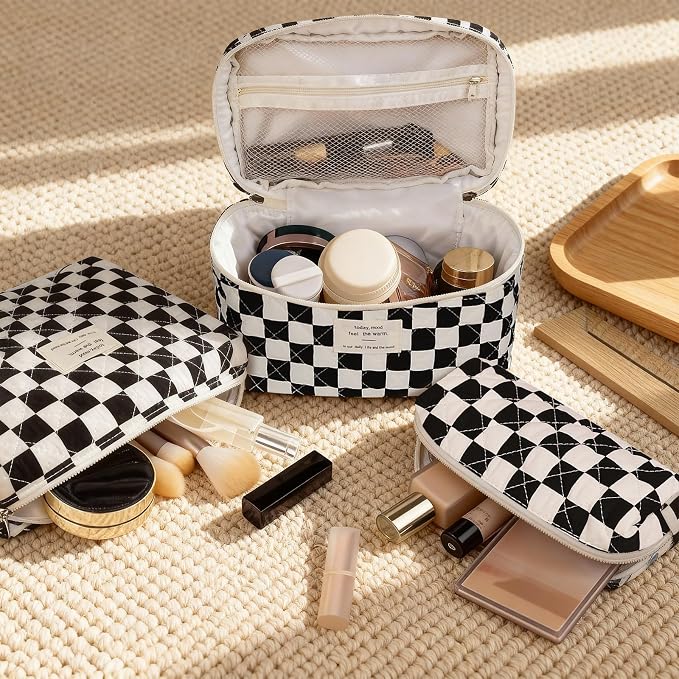 03Black Checkered