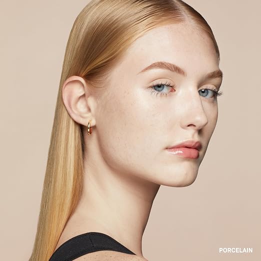 01 Porcelain (Very fair beige with neutral undertones; for palest to extra light skin)