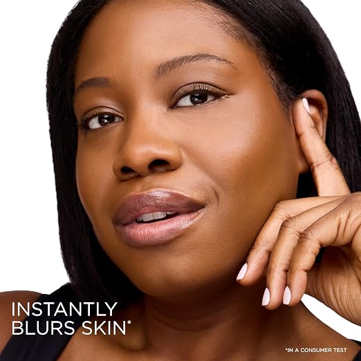 330 Bisque N: medium skin with neutral/peachy undertones