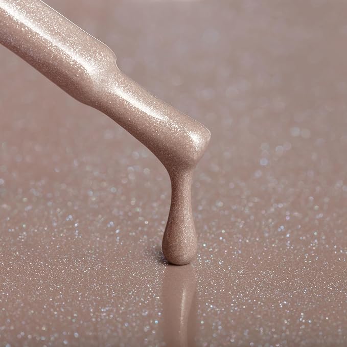 02 EC (gray-beige, light sand shimmer)