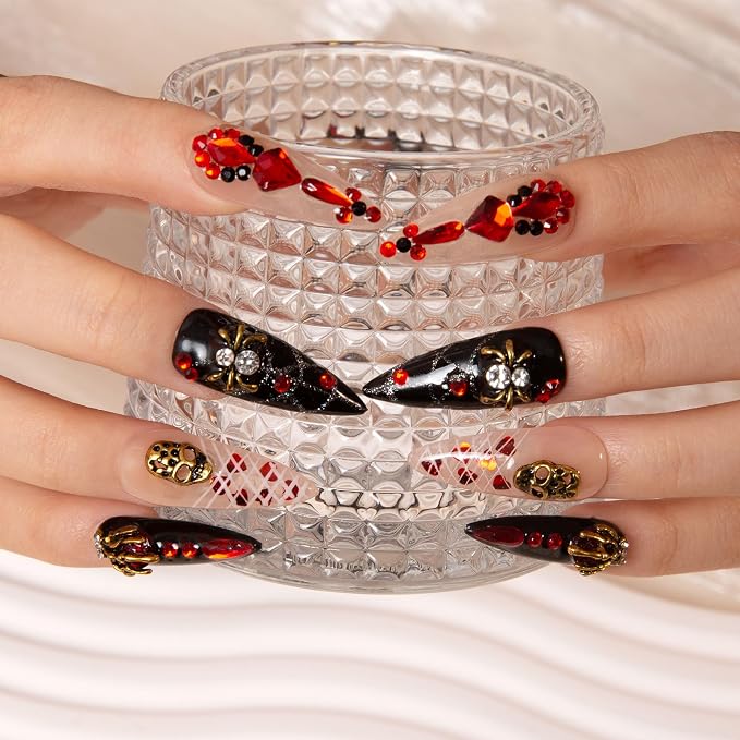 Halloween Bleeding Love