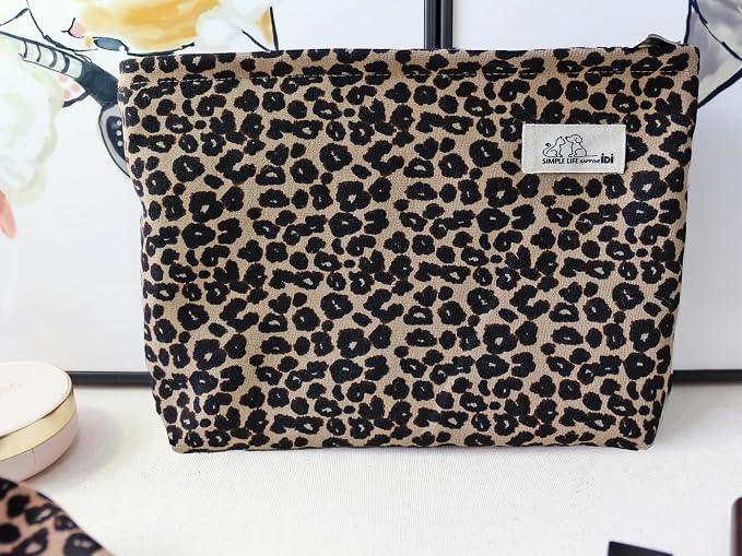 LG-Brown Leopard Twill-Large