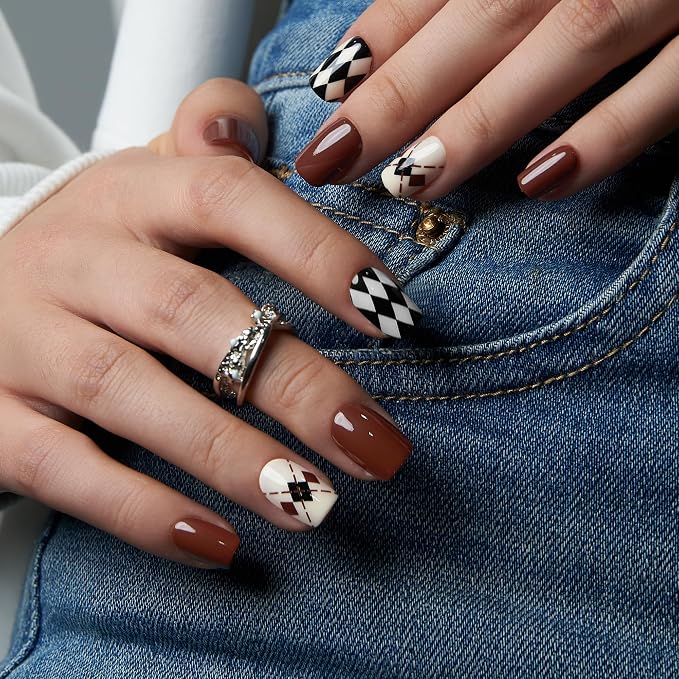Geometric Brown Black