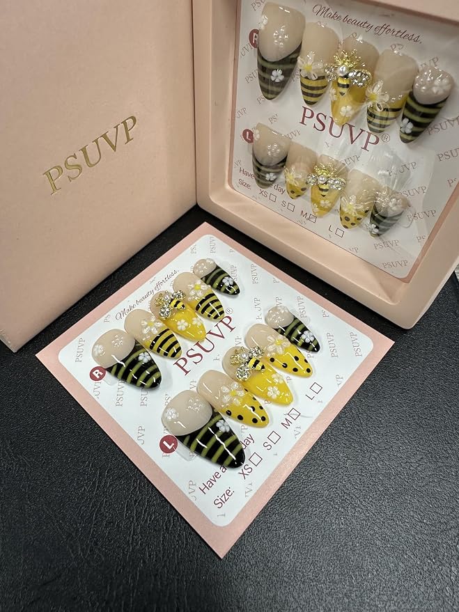 Diamond bees flower Almond nails