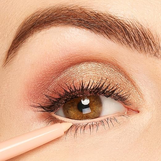 nude eyeliner & black false lashes