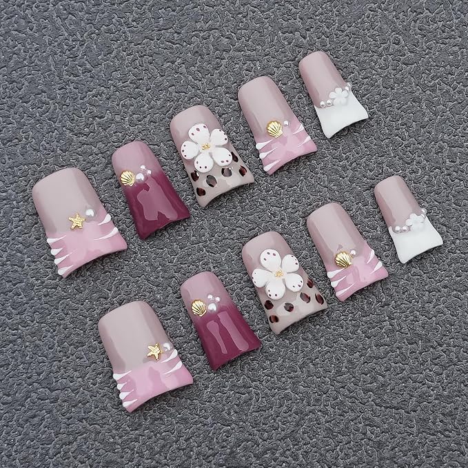 Blush White Gradient Daisy